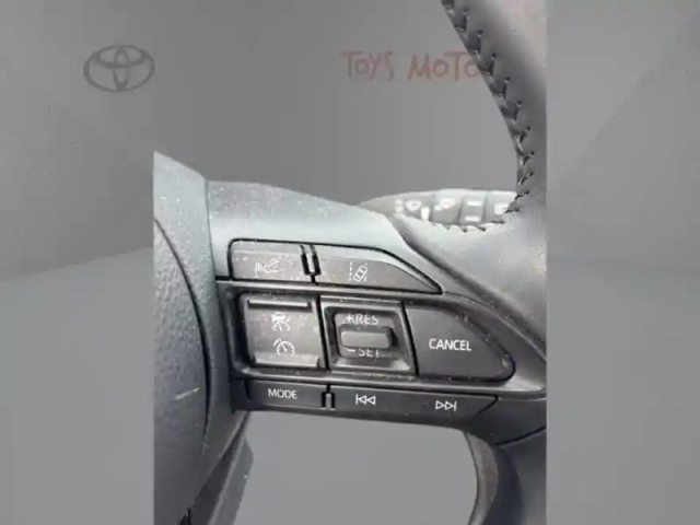 Toyota Aygo 1.0 s-cvt 72 design — photo 12