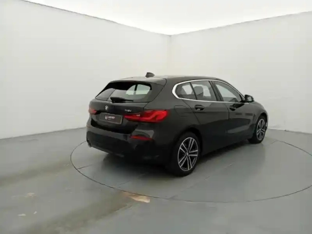 Bmw Serie 1 série 1 118ia 136ch business design dkg7 — photo 17
