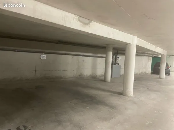 Place de parking avenue Clemenceau
