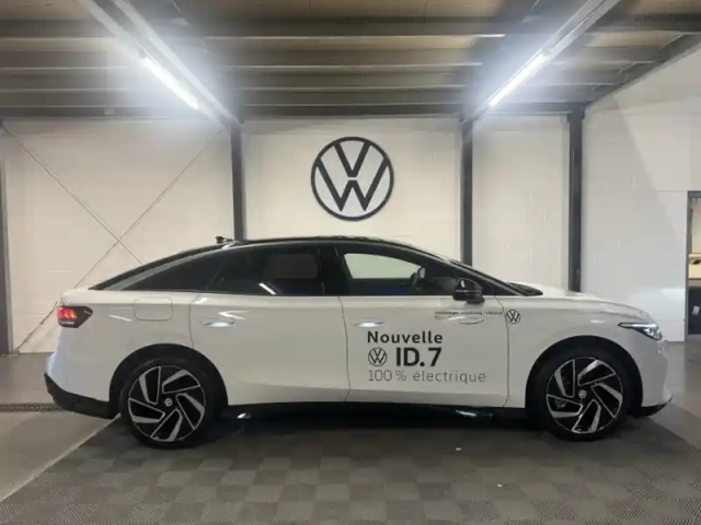 Volkswagen Id.7 286ch pro 77kwh style executive — photo 5