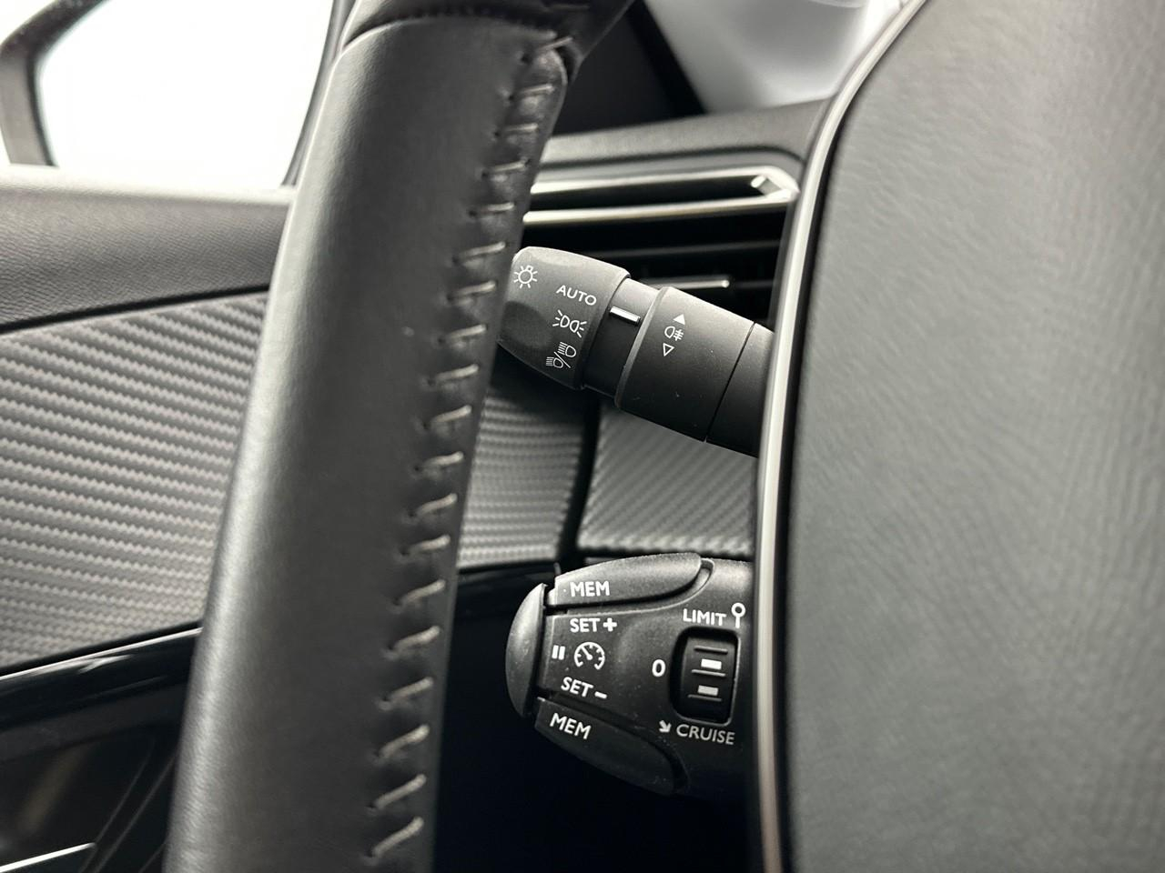 Peugeot 208 puretech 75 s&s bvm5 style — photo 19