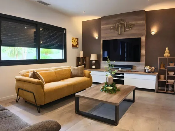 Villa 5 pièces 235 m²