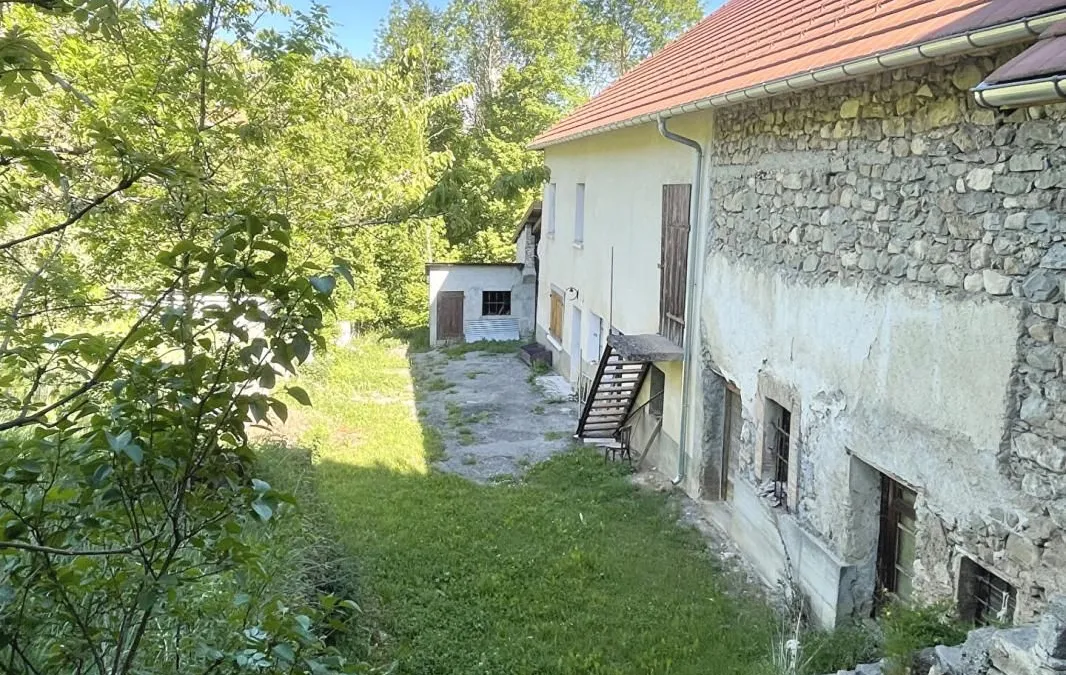 Photo 4