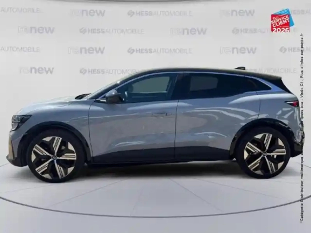 Renault Megane e-tech electric ev60 220ch iconic super charge — photo 9
