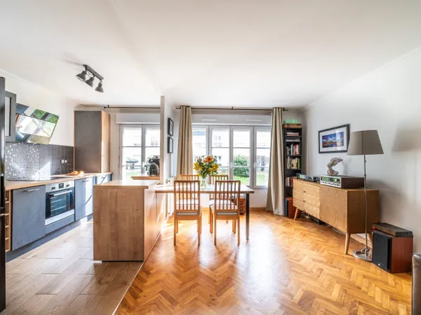 Vends appartement 46m² Plessis-Robinson - Grande Rue