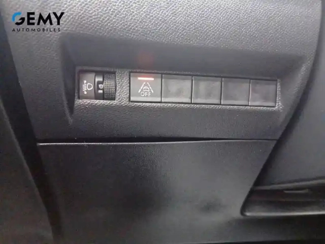 Peugeot 208 puretech 100 s&amp;s eat8 — photo 28
