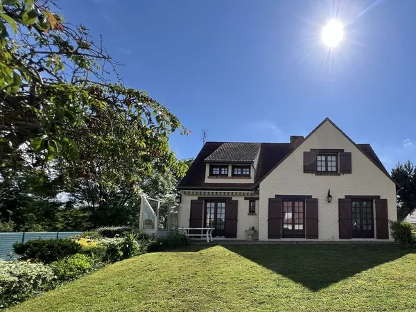 Maison 8 pièces 195 m²