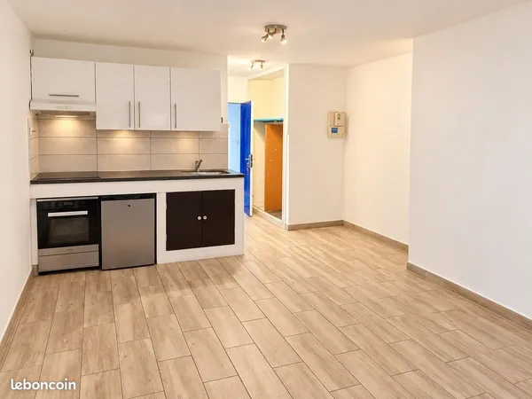 Appartement non meublé 28 m² Gaillard - 950 charges comprises