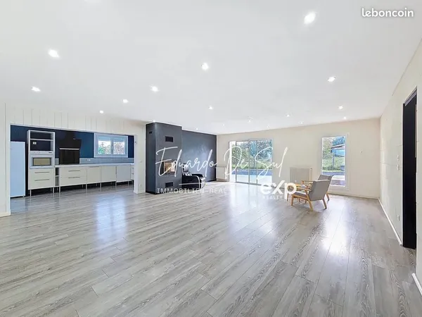 Maison 6 pièces 161 m²