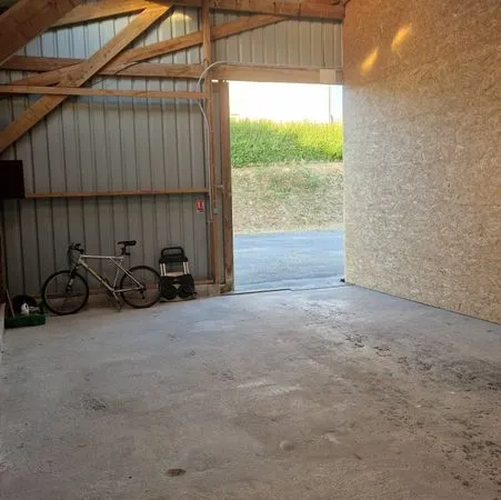 Local de stockage 57m2 sur Brélès