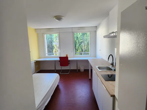 Loue studio - 18m²
