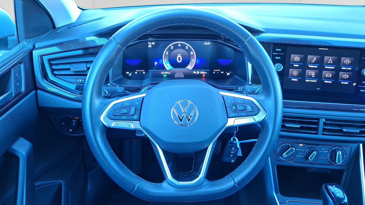 Volkswagen Polo 1.0 TSI 95 S&amp;S DSG7 — photo 22