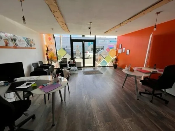 Bureaux 240 m²