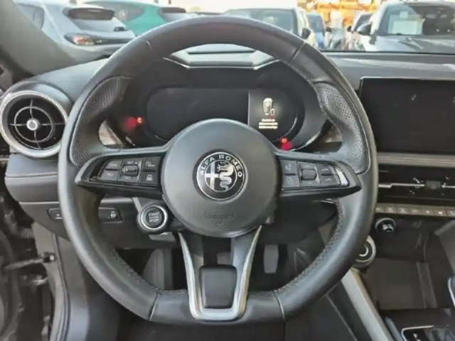 Alfa Romeo Tonale 1.3 phev 280ch ti at6 e-q4 — photo 12