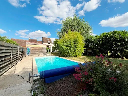 Maison 6 pièces 240 m²