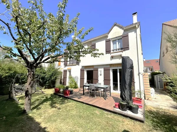 Maison 8 pièces 165 m²