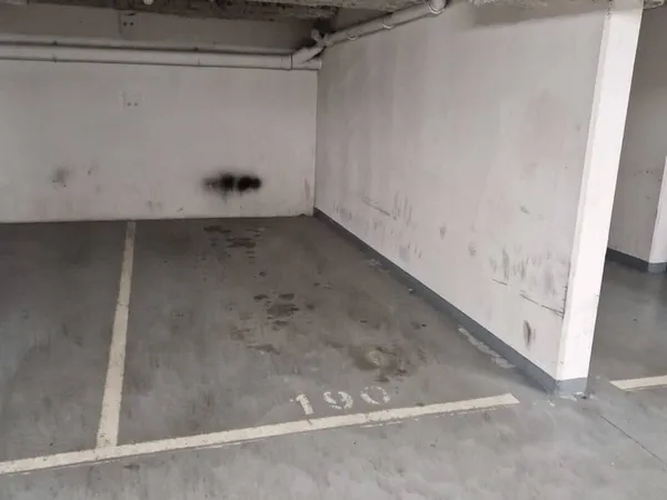 Parking 11 m²