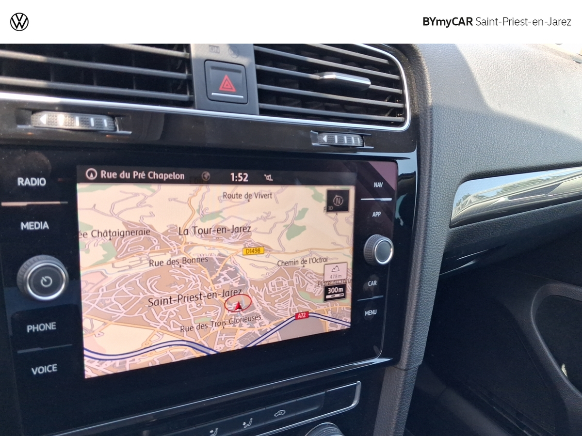 Volkswagen Golf 1.5 TSI 130 EVO BVM6 — photo 20