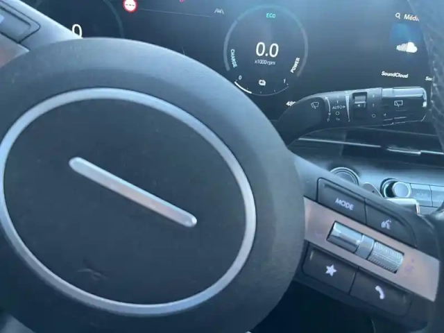 Hyundai Kona hybrid 141 — photo 27