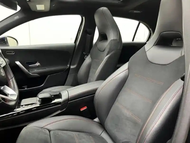 Mercedes Classe A 200 d amg line — photo 17