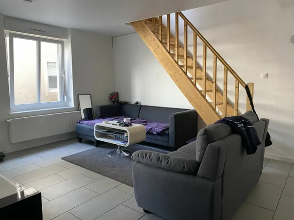 DUPLEX 62 m2 PROCHE BASILIQUE