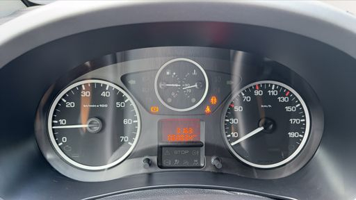 Peugeot Partner TEPEE TPMR 1.2 PureTech 110 - Style – 2017 – 60834 km – Essence – Boîte Manuelle — photo 18