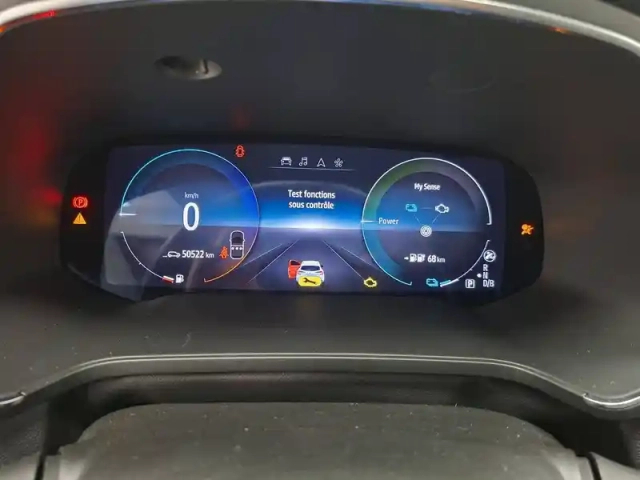 Renault Captur e-tech plug-in 160 — photo 21