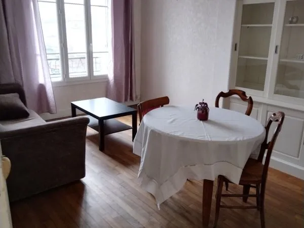 Appartement meublé 50 m2 30 rue Monge Triangle d'Or