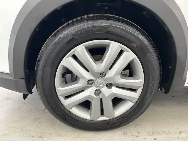 Dacia Jogger tce 110 5 places — photo 28