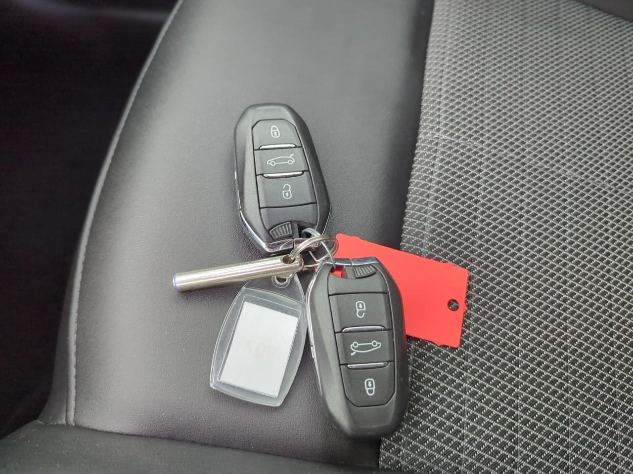 Peugeot 3008 hybrid 136 e-dcs6 allure — photo 30