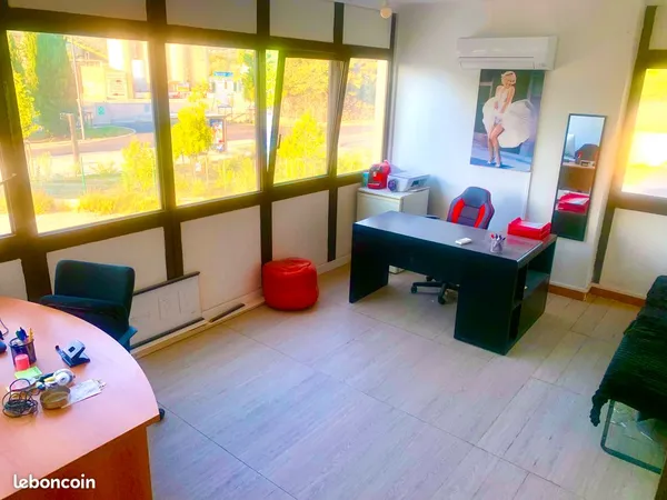 Joli bureau ZI LES PALUDS AUBAGNE