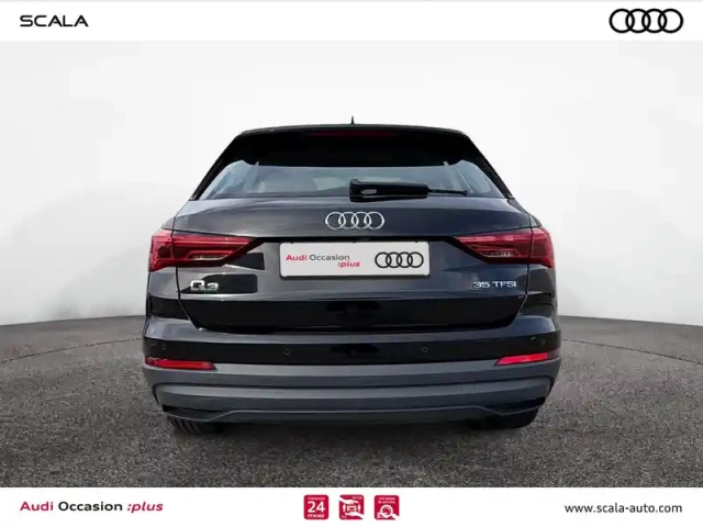 Audi Q3 35 tfsi 150 ch — photo 4
