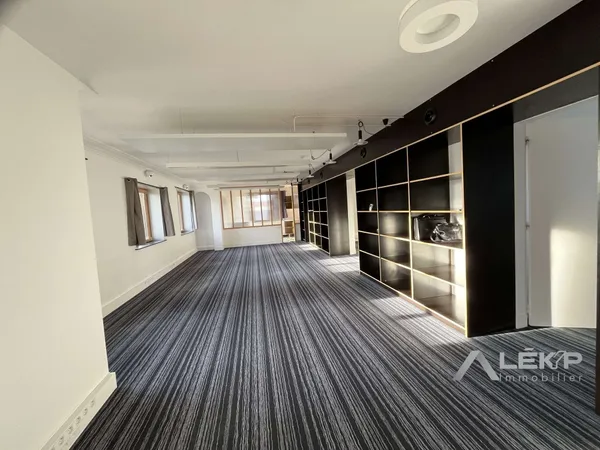Bureaux 230 m²