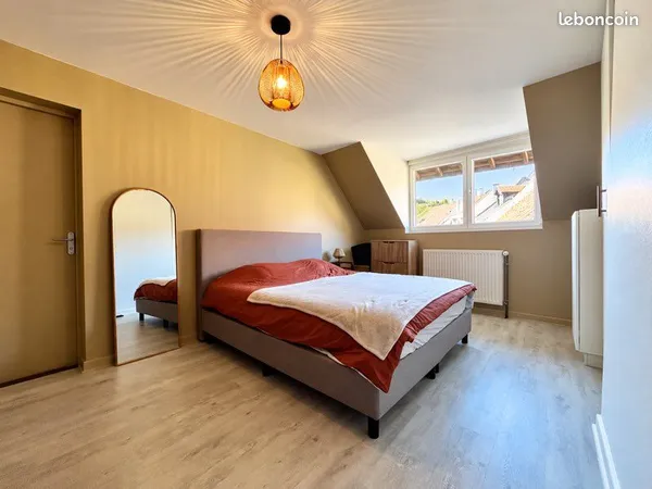 Maison meublée 85 m² à louer - Marnay centre-ville
