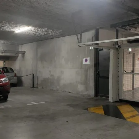 Place de parking sécurisée - Gare & Tram d'Annemasse - Centre-ville