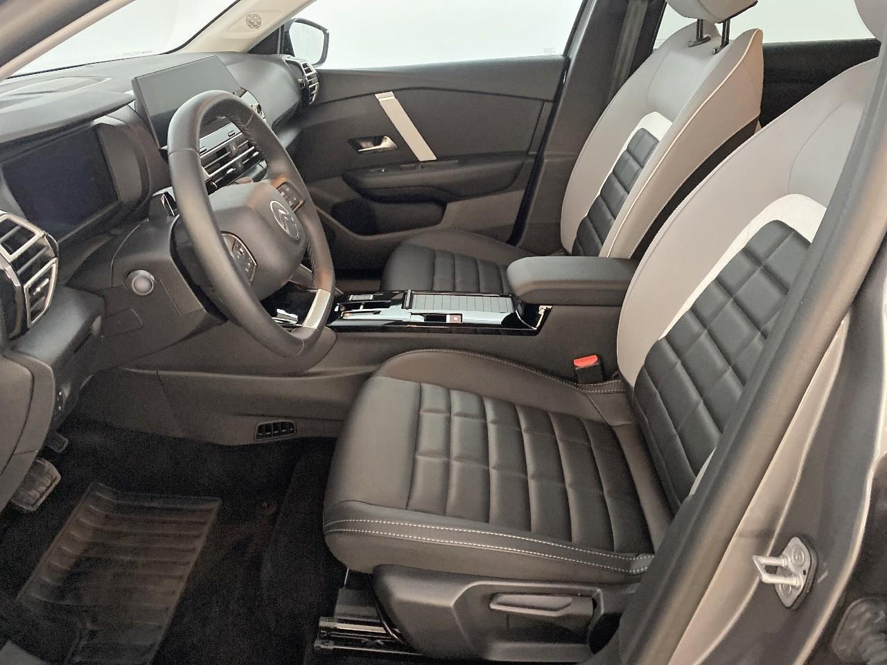 Citroën C4 hybride 145 ch e-dcs6 max — photo 9