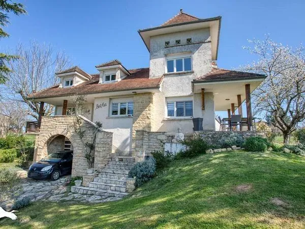 Maison 5 pièces 136 m²