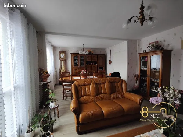 Appartement 4 pièces 82 m²