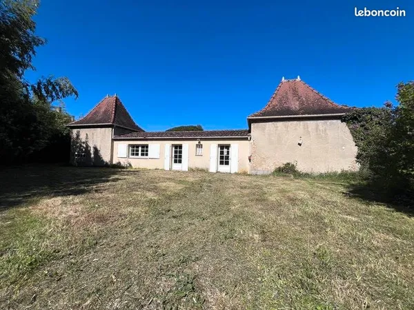 Local La Rochefoucauld En Angoumois