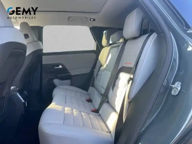Citroën C5 Aircross hybride rechargeable 225 ch e-eat7 — photo 10