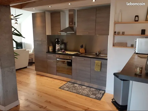 Meublé type F4 en duplex avec parking