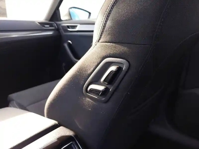 Skoda Superb combi 2.0 tdi 150 scr dsg7 — photo 75