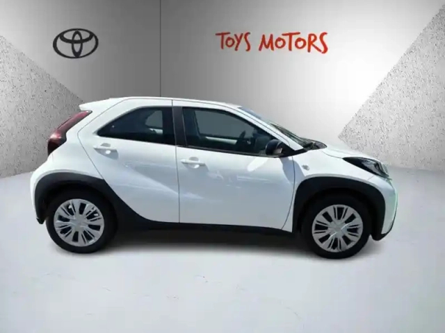 Toyota Aygo 1.0 vvt-i 72 dynamic — photo 6