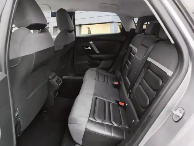 Citroën C4 puretech 130 s&amp;s eat8 shine — photo 23