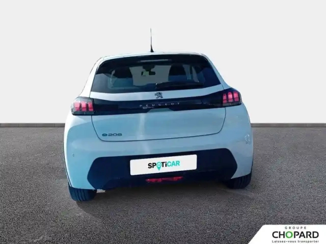 Peugeot 208 electrique 50 kwh 136ch — photo 6