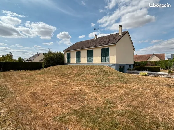 Maison à Menneval