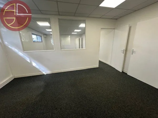 Local commercial 100 m²