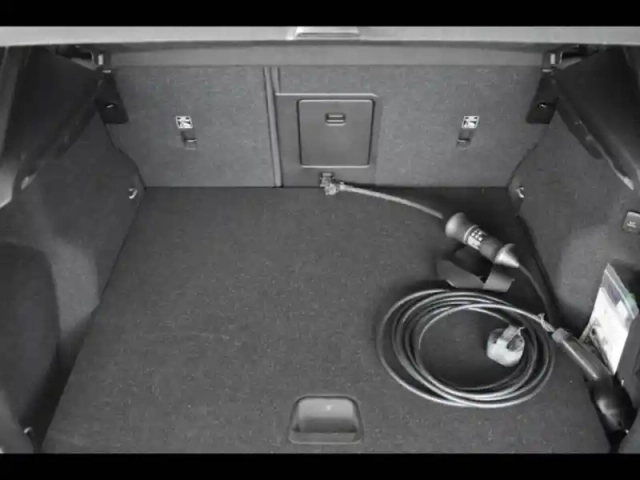 Volvo Xc40 t4 recharge 129 + 82ch plus dct 7 — photo 19