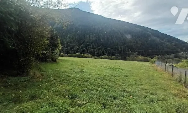 Terrain 970 m²