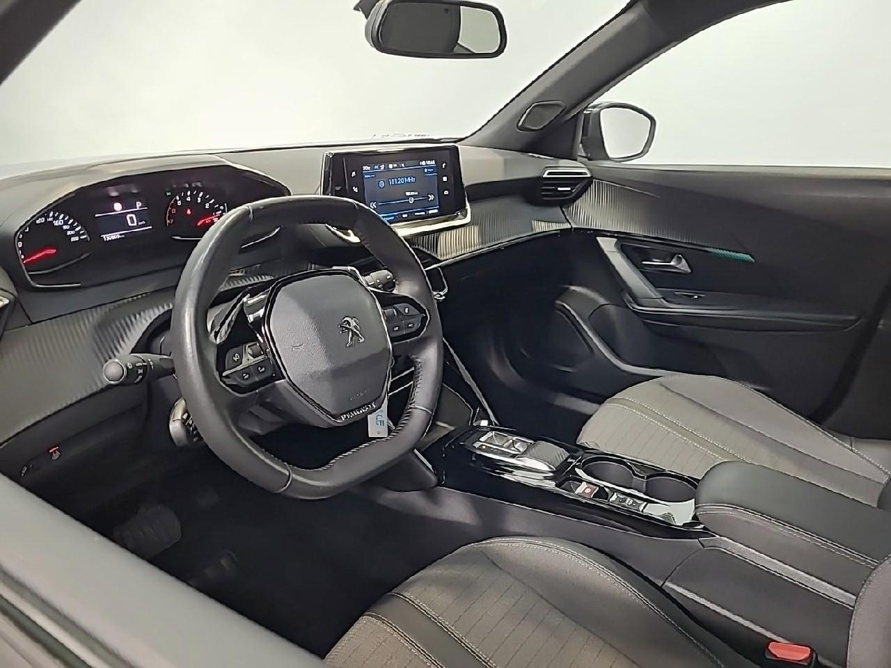 Peugeot 2008 bluehdi 130 s&s eat8 allure — photo 9